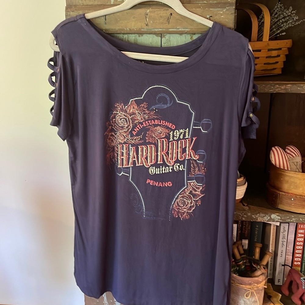 Hard Rock Cafe Penang Top * NEW * Sz L